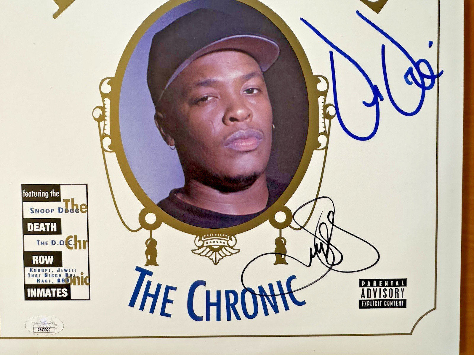 Dr. Dre Snoop Dogg Signed Autographed The Chronic Album Vinyl Record LP JSA LOA