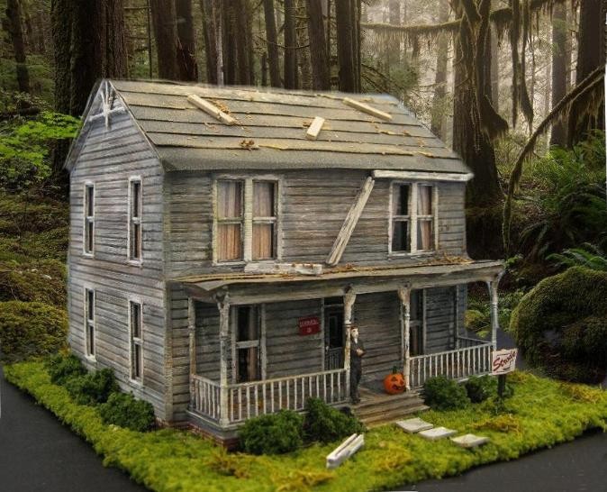 MICHAEL MYERS HOUSE MODEL~HALLOWEEN MOVIE HOUSE DIORAMA~STRODE~HO SCALE BUILT