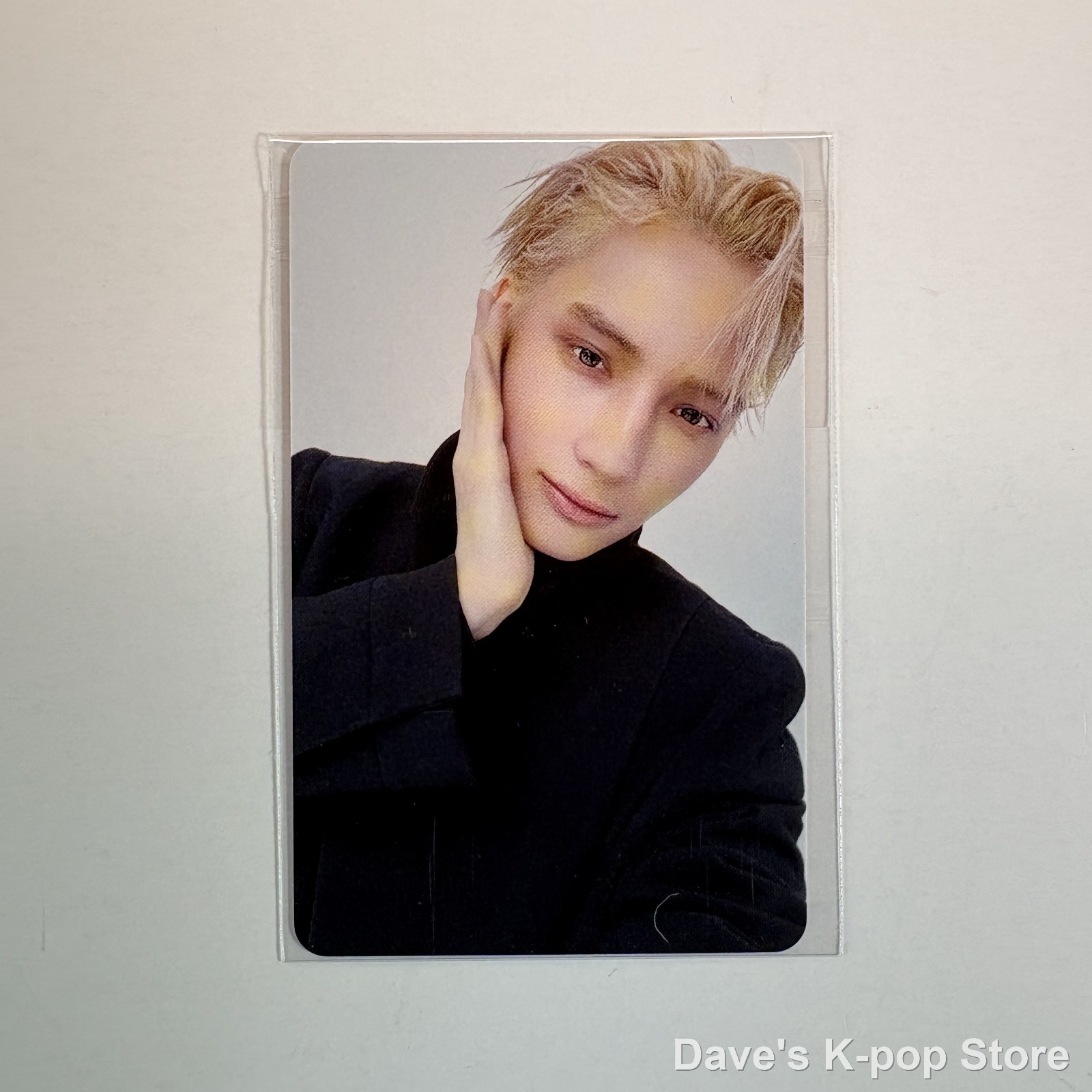 [TXT] HUENING KAI – 7TH YEAR: Stillness in the Thorns Official Benefit Photocard