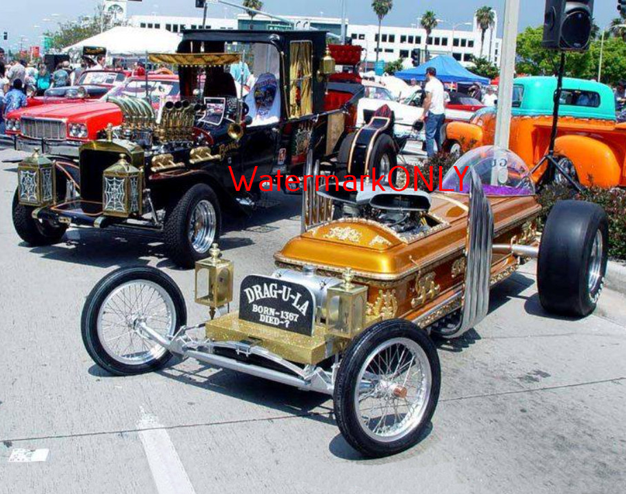 “Drag U La” & “Munsters Koach” 1960’s “Munsters” TV Hot Rods PHOTO! #(27a)