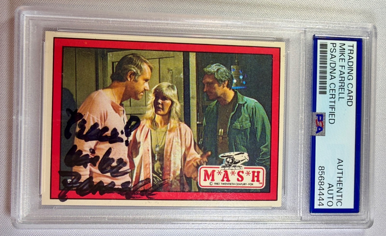 1982 Donruss MASH Mike Farrell BJ Hunnicutt Signed Auto Card #65 PSA DNA