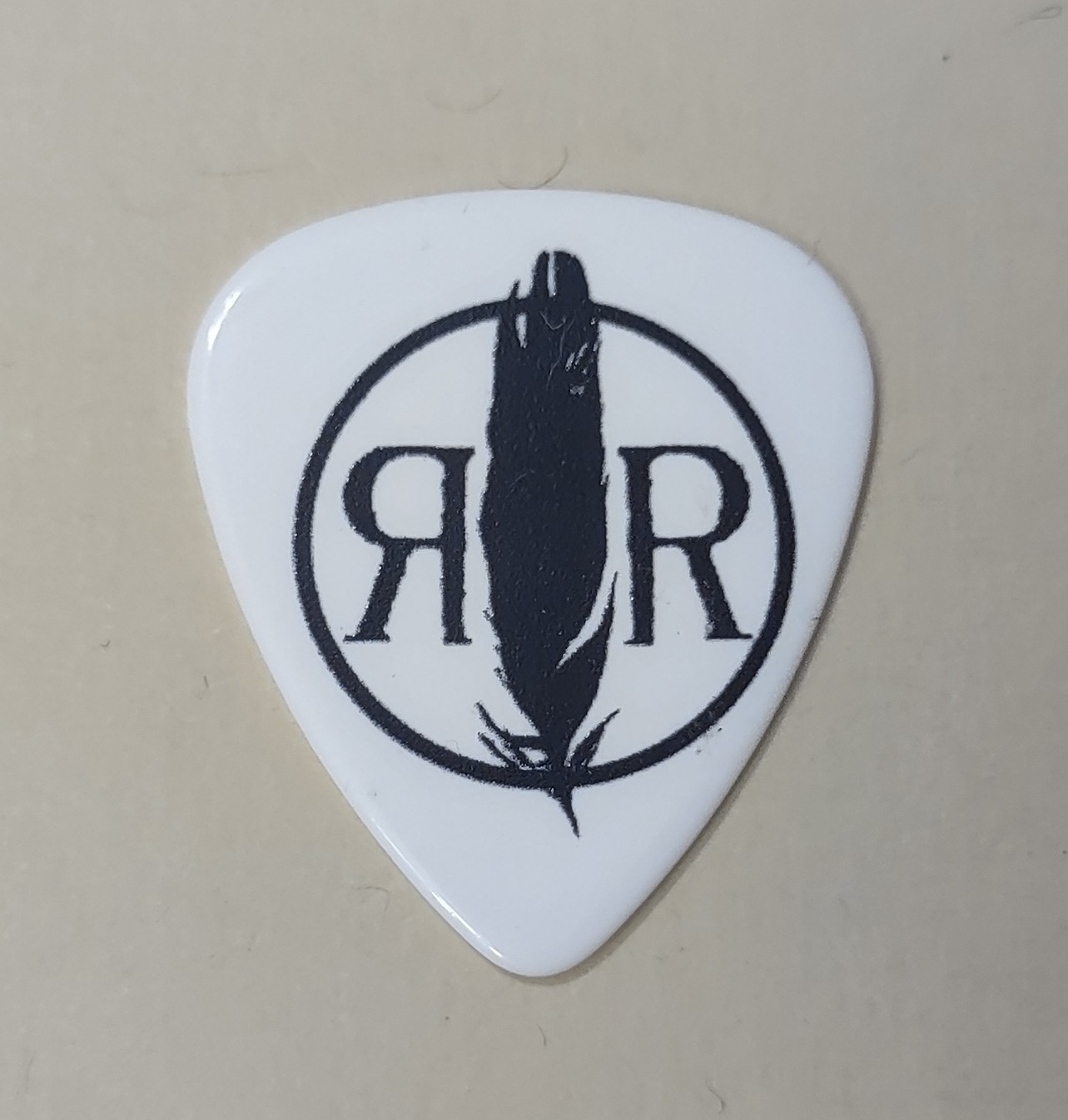 The Black Crowes • Robinson Brothers Signed Cards • Backstage Pass & Guitar Pick