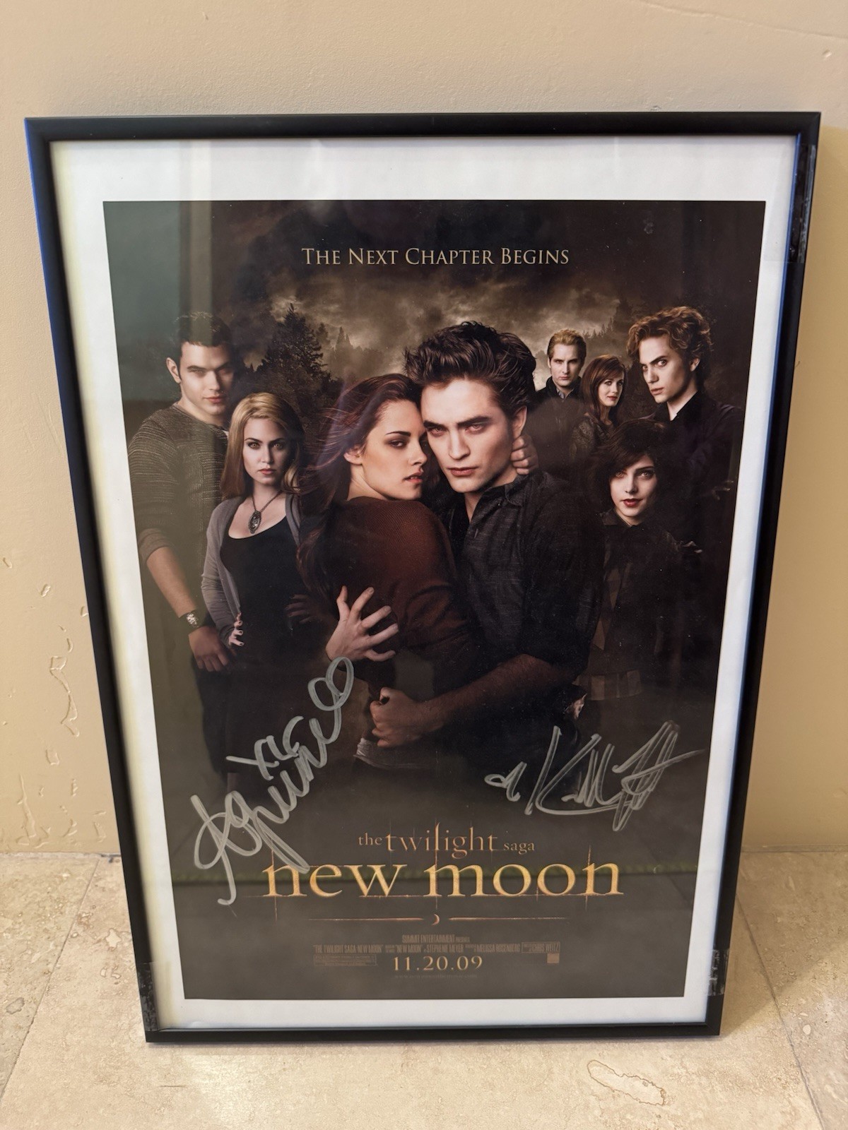 AUTOGRAPHED SIGNED Movie Framed POSTER. The Twilight Saga New Moon – NO RESERVE