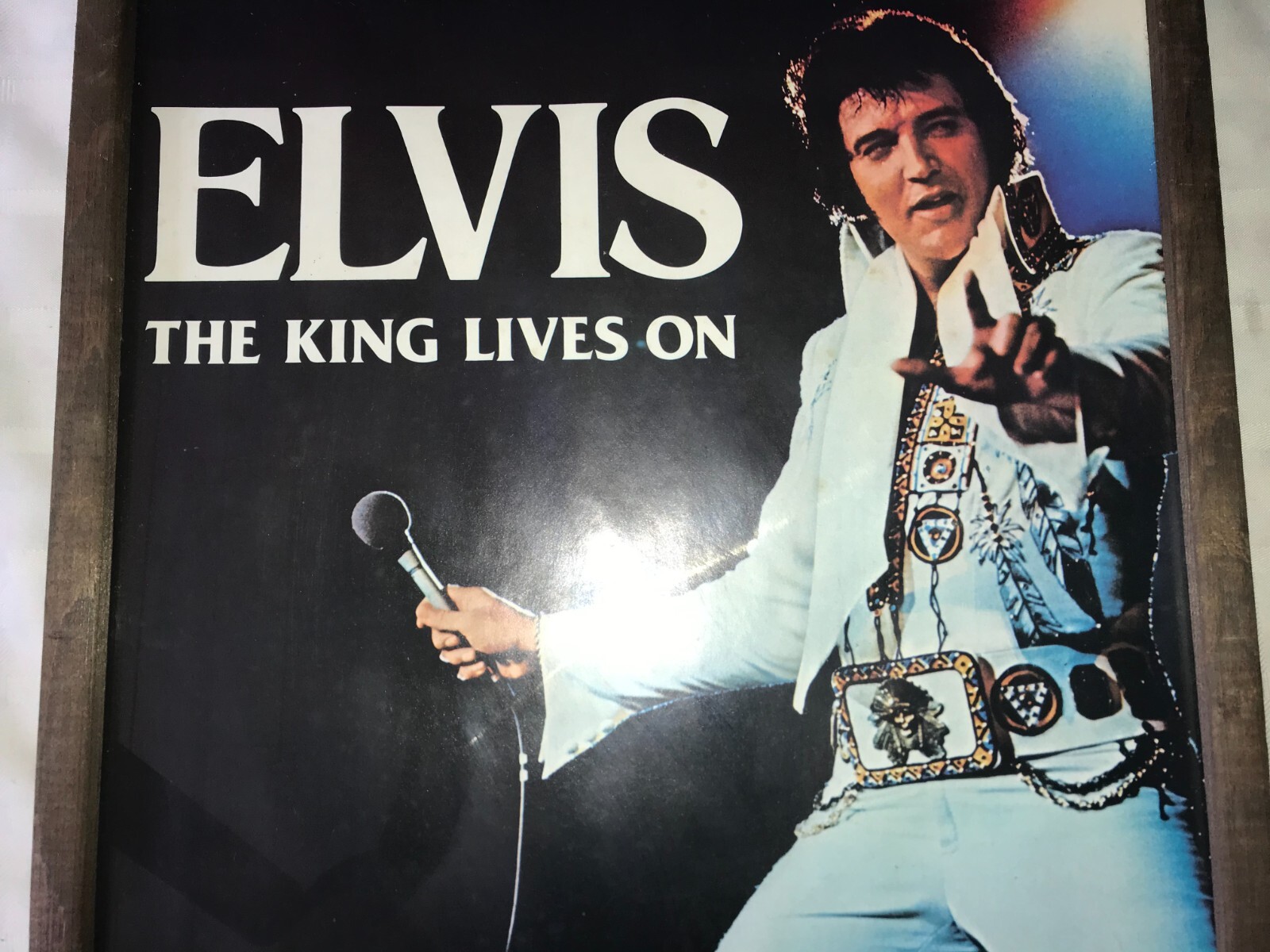 Vintage 1977 ELVIS PRESLEY Wood Frame Under Glass
