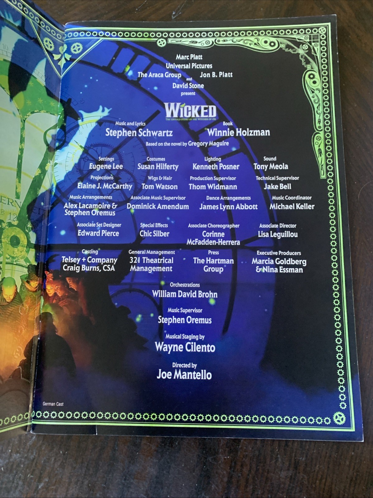 2013 Wicked Souvenir Broadway Show Program W/Cast Listing