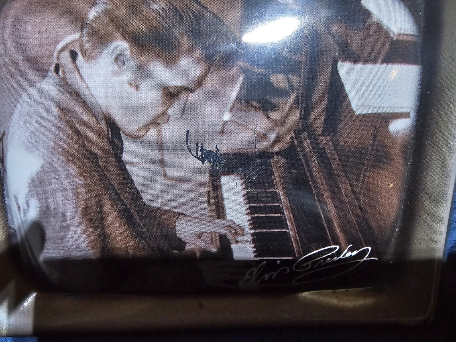 elvis presley collectibles Memorabilia Lot