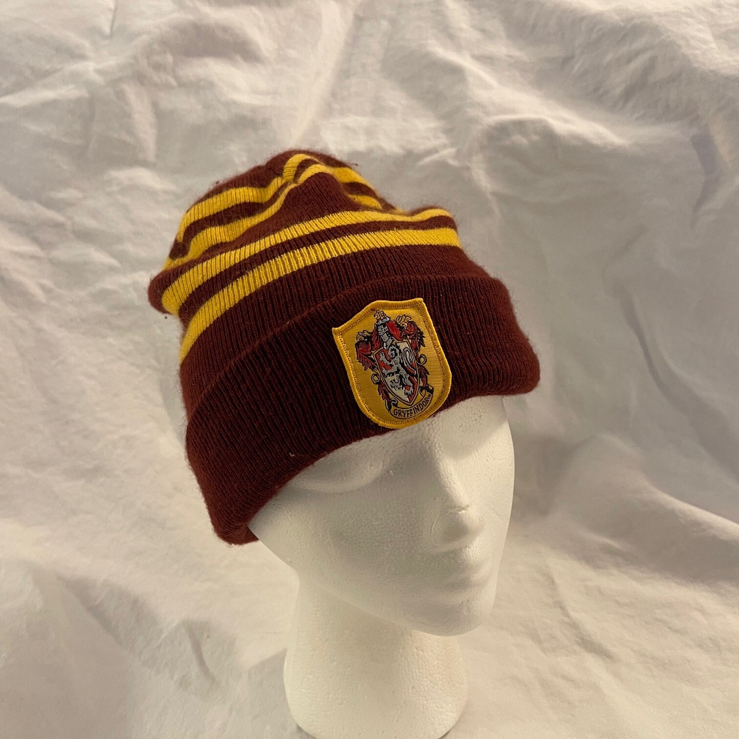 Harry Potter – Gryffindor House Beanie Hat Cap Adult One Size