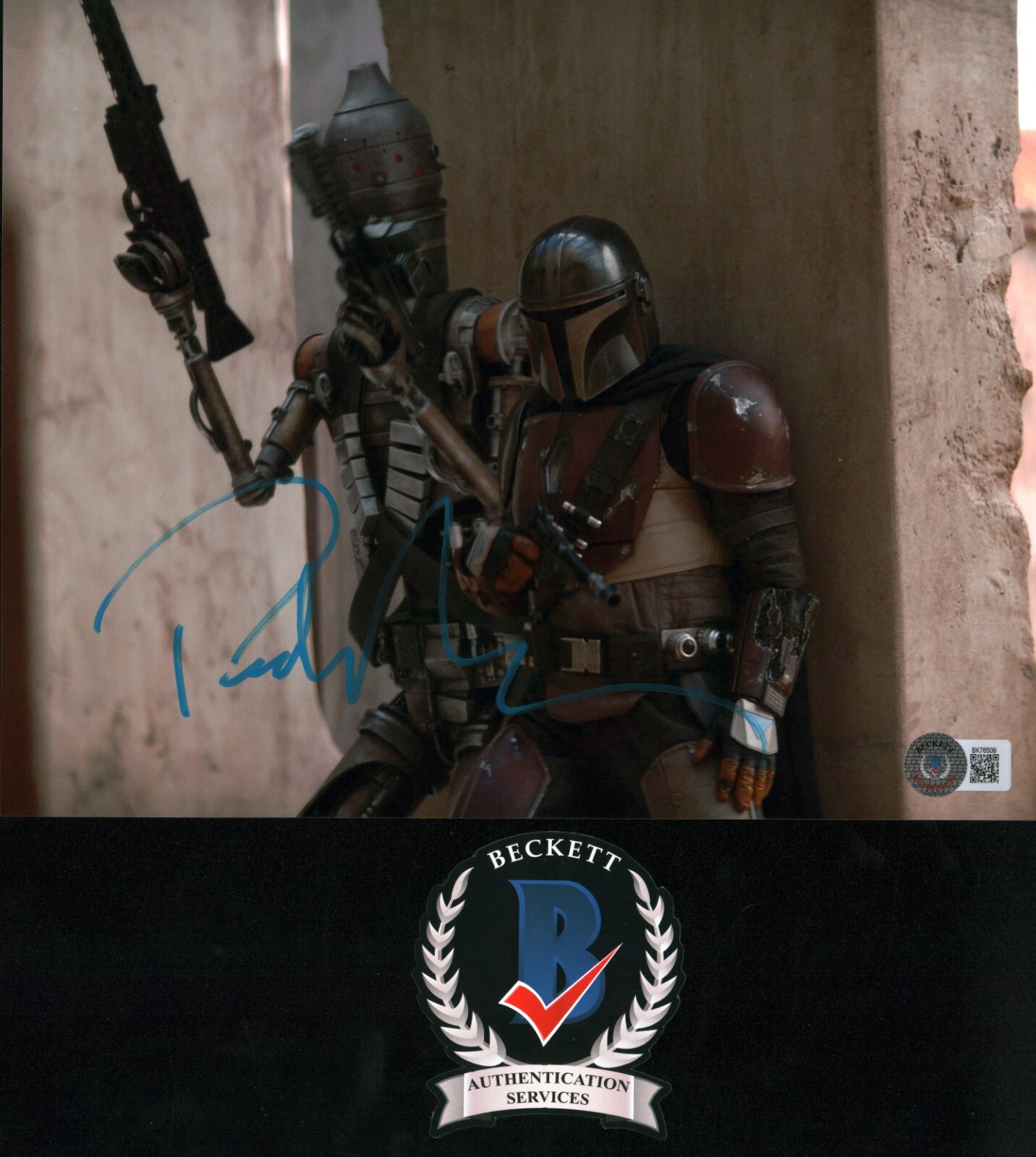 PEDRO PASCAL SIGNED THE MANDALORIAN 8X10 PHOTO STAR WARS BECKETT BAS COA