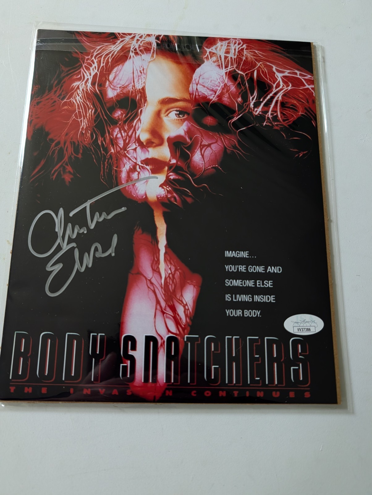 ZOBIE FRIGHT CHRISTINE ELISE BODY SNATCHERS (1993) HAND SIGNED PRINT JSA 8 X 10