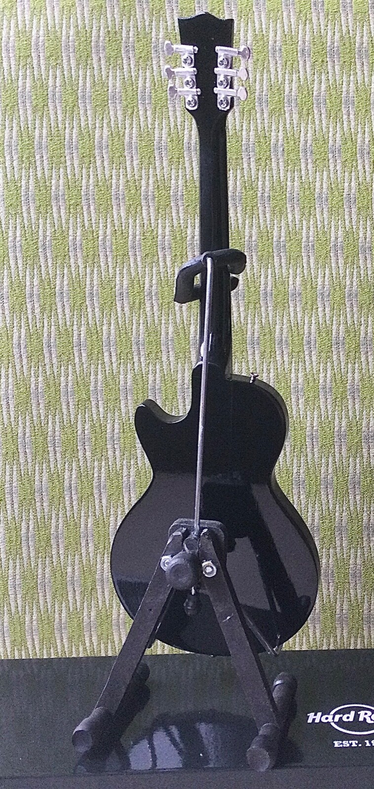 2017 HARD ROCK HOTEL ORLANDO UNIVERSAL STUDIOS 9.5” MINI CITY GUITAR STAND & BOX