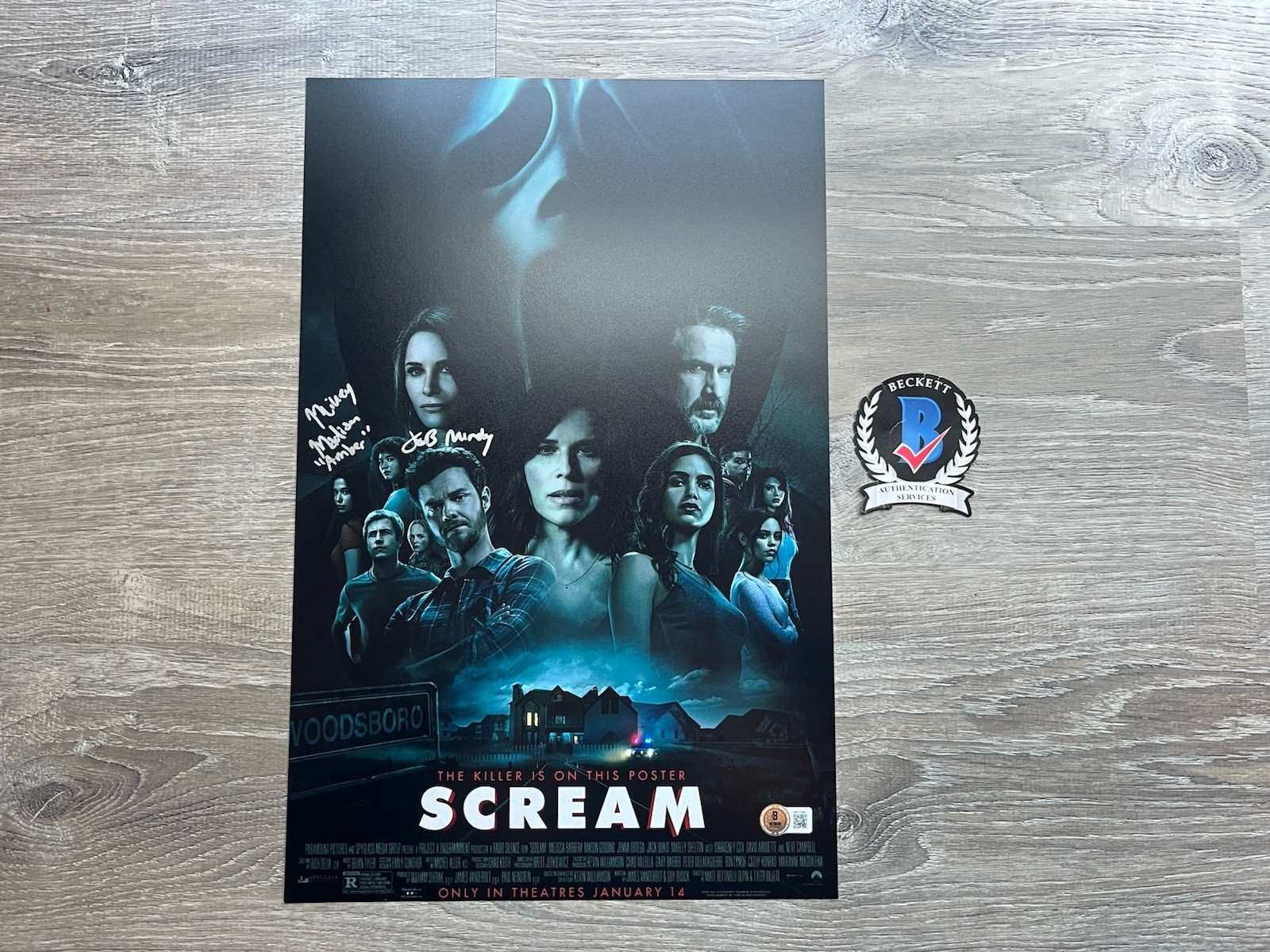 Jasmin Savoy Brown Mikey Madison Signed Scream 11×17 Photo Beckett COA Ghostface