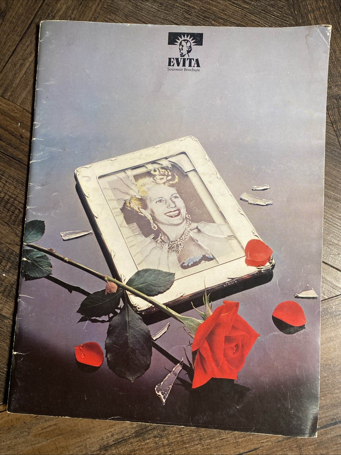 1980 EVITA MUSICAL SOUVENIR PROGRAM BROCHURE PRINCE EDWARD THEATRE