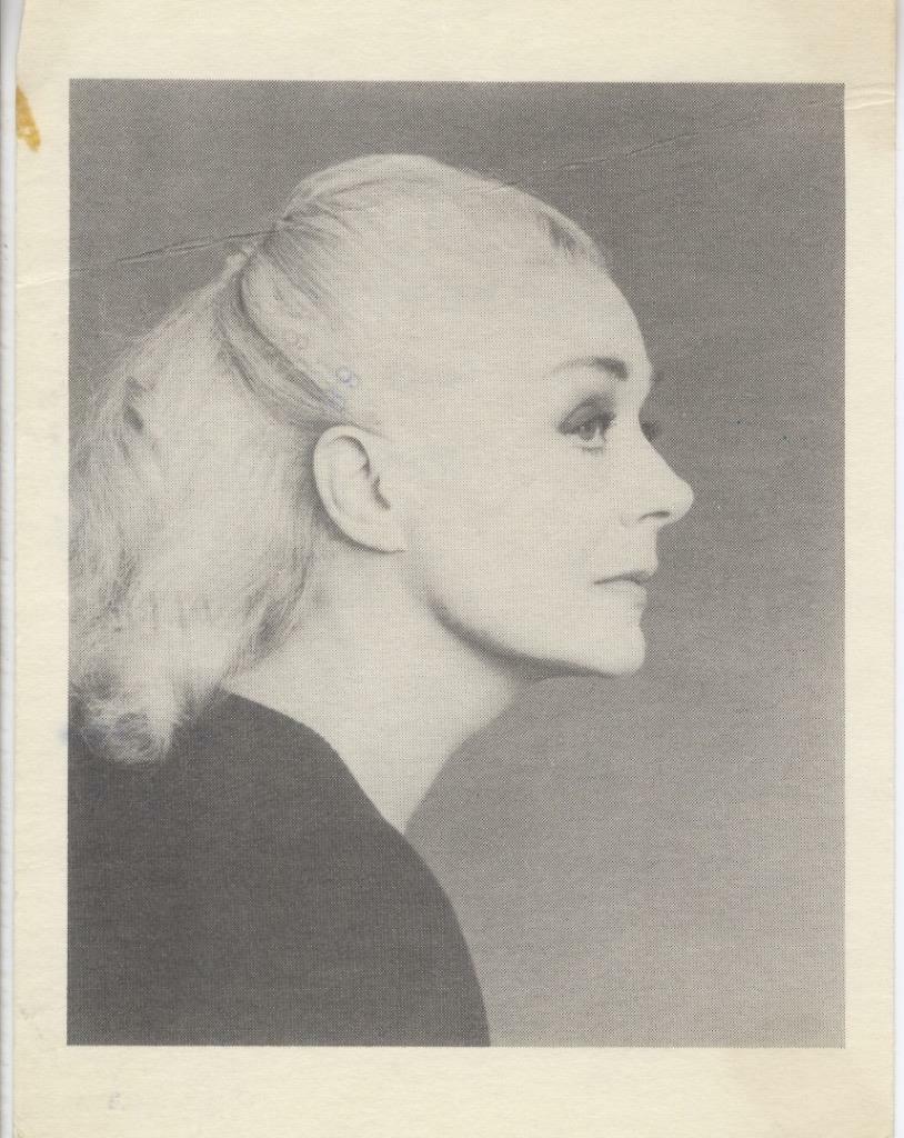 JUNE HAVOC-ORIGINAL AUTOGRAPHED POSTCARD