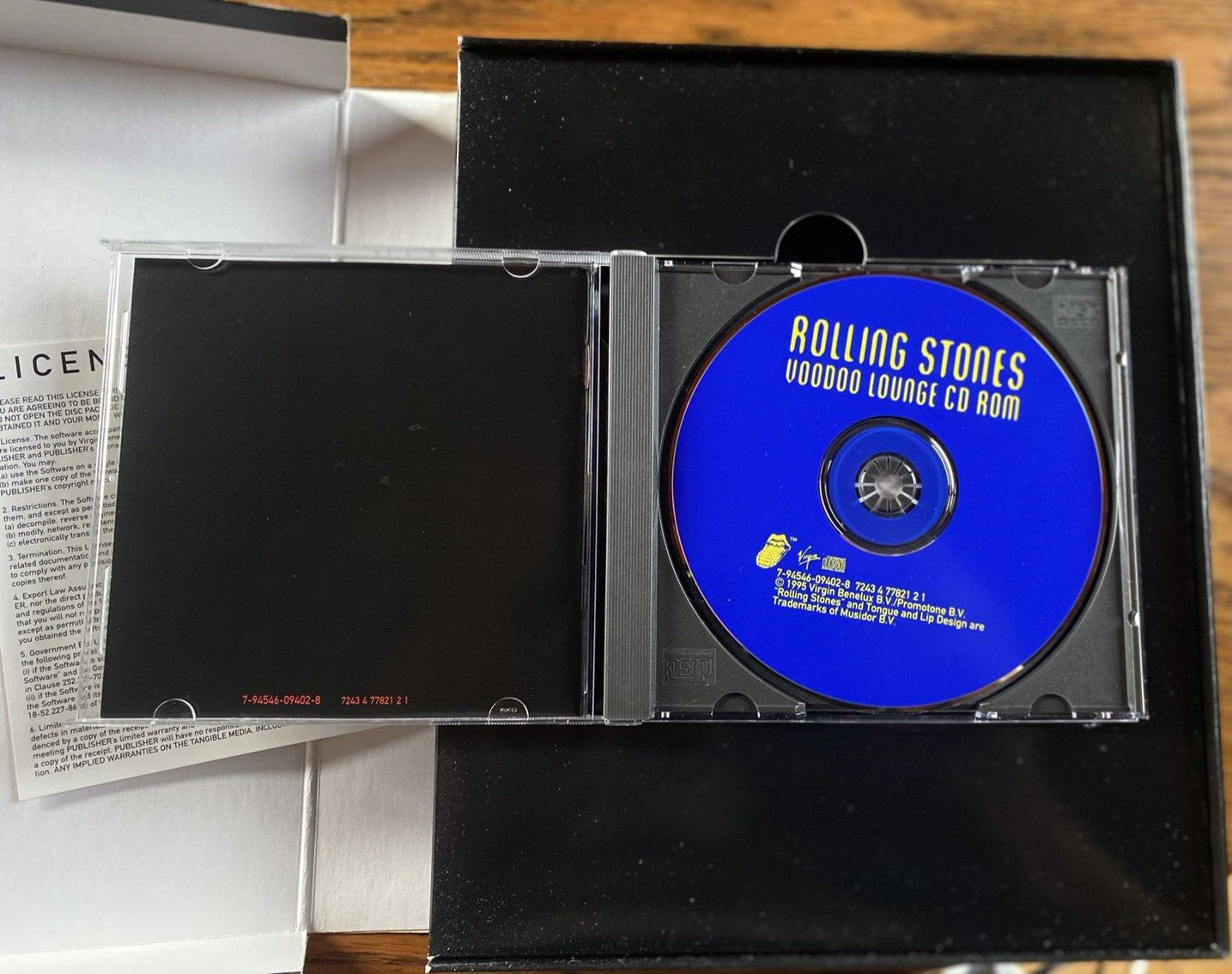 ROLLING STONES Voodoo Lounge Interactive CD ROM PC & MAC 1995 VGD