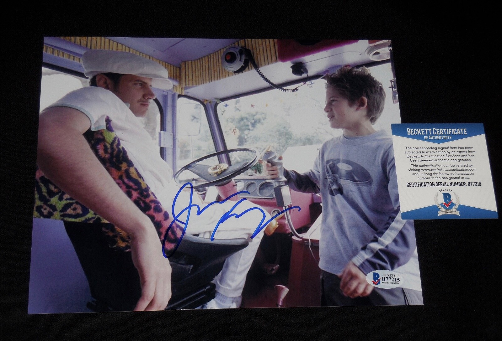 JAMIE KENNEDY AUTOGRAPHED 8X10 COLOR PHOTO (MAX KNEEBLE BIG MOVE) – BECKETT COA!