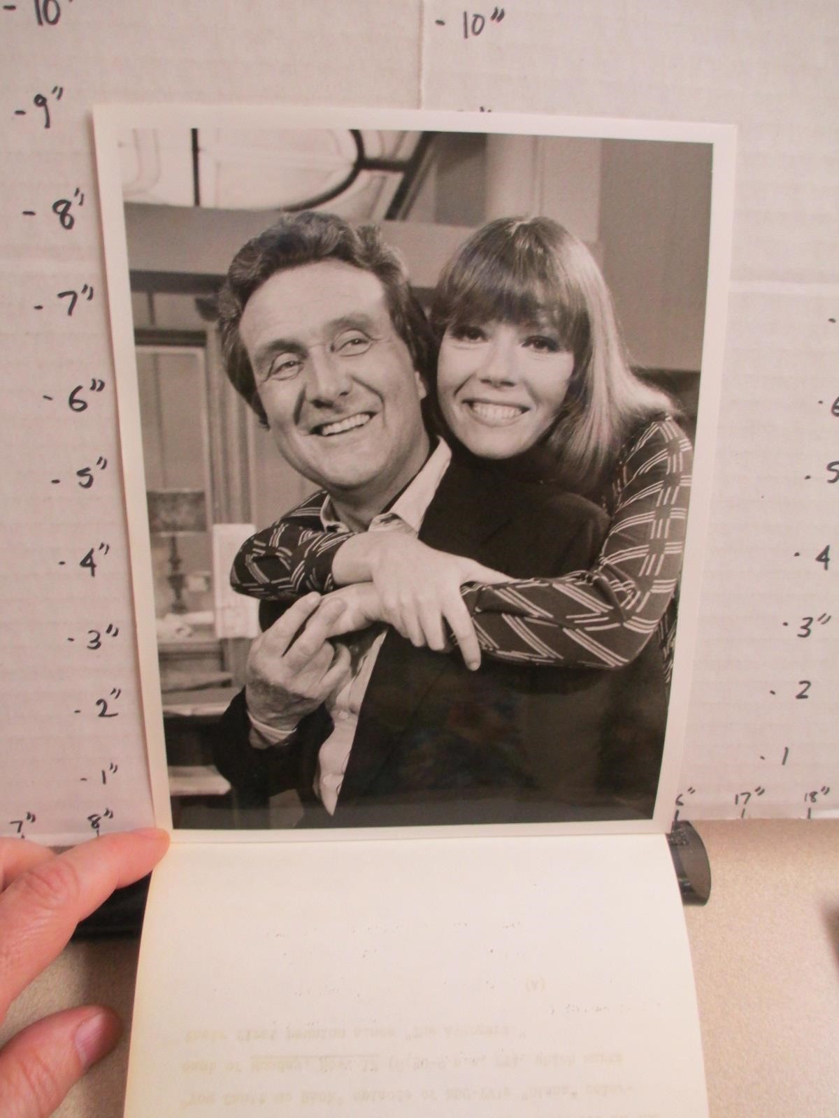 NBC TV show photo 1973 DIANA Rigg Patrick Macnee hugging smiling