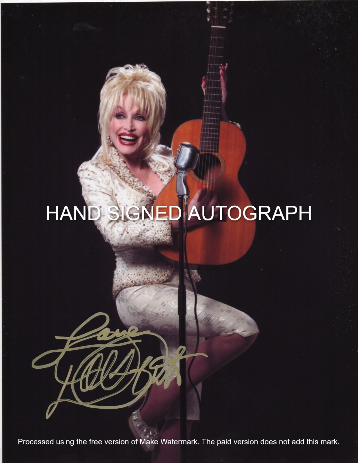 DOLLY PARTON HAND SIGNED 8 1/2 X 11 STUNNING COLOR PHOTO / COA