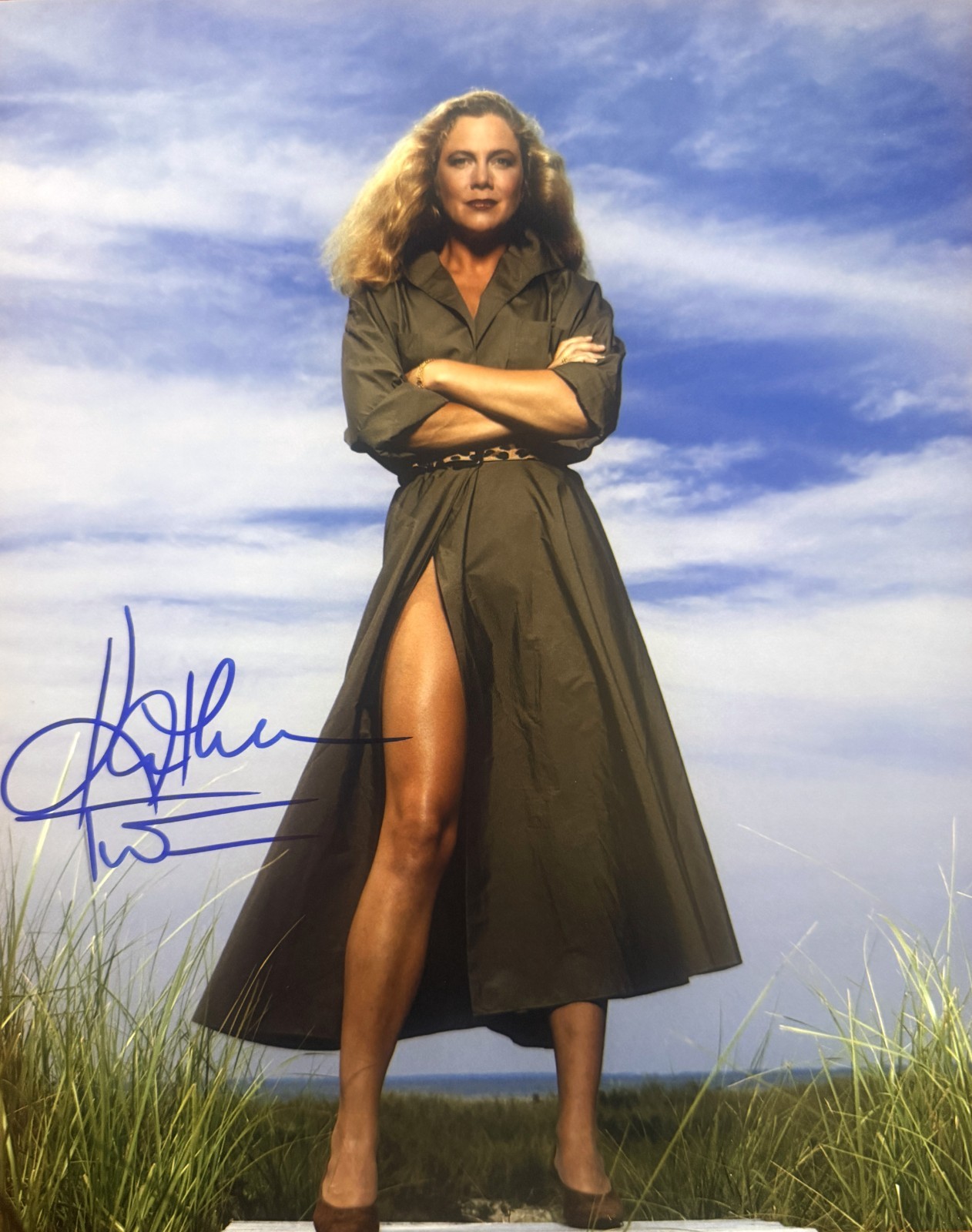 Kathleen Turner Romancing The Stone signed 8×10 photo read description