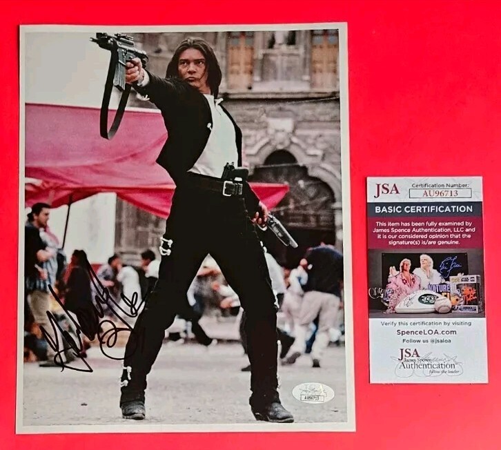 ANTONIO BANDERAS SIGNED 8X10 PHOTO JSA COA psa bas Once Upon A Time In Mexico