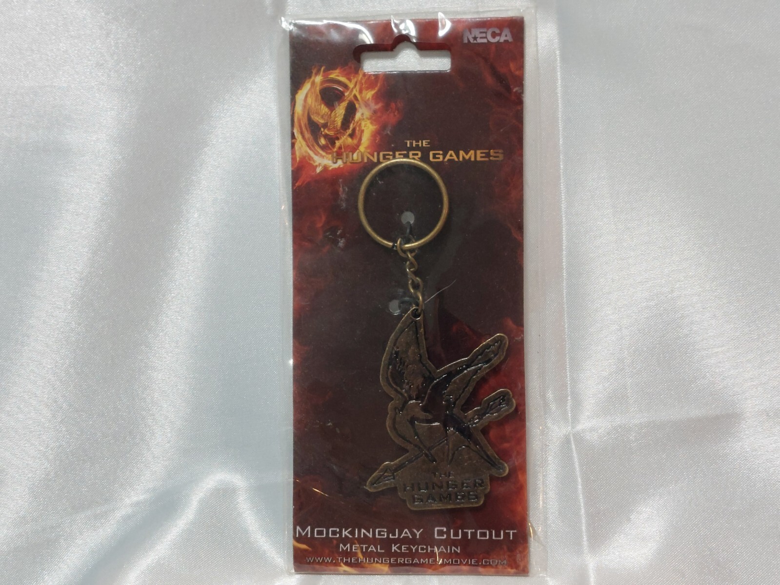 NECA THE HUNGER GAMES MOCKINGJAY CUTOUT METAL KEYCHAIN KEYRING 3″ NEW