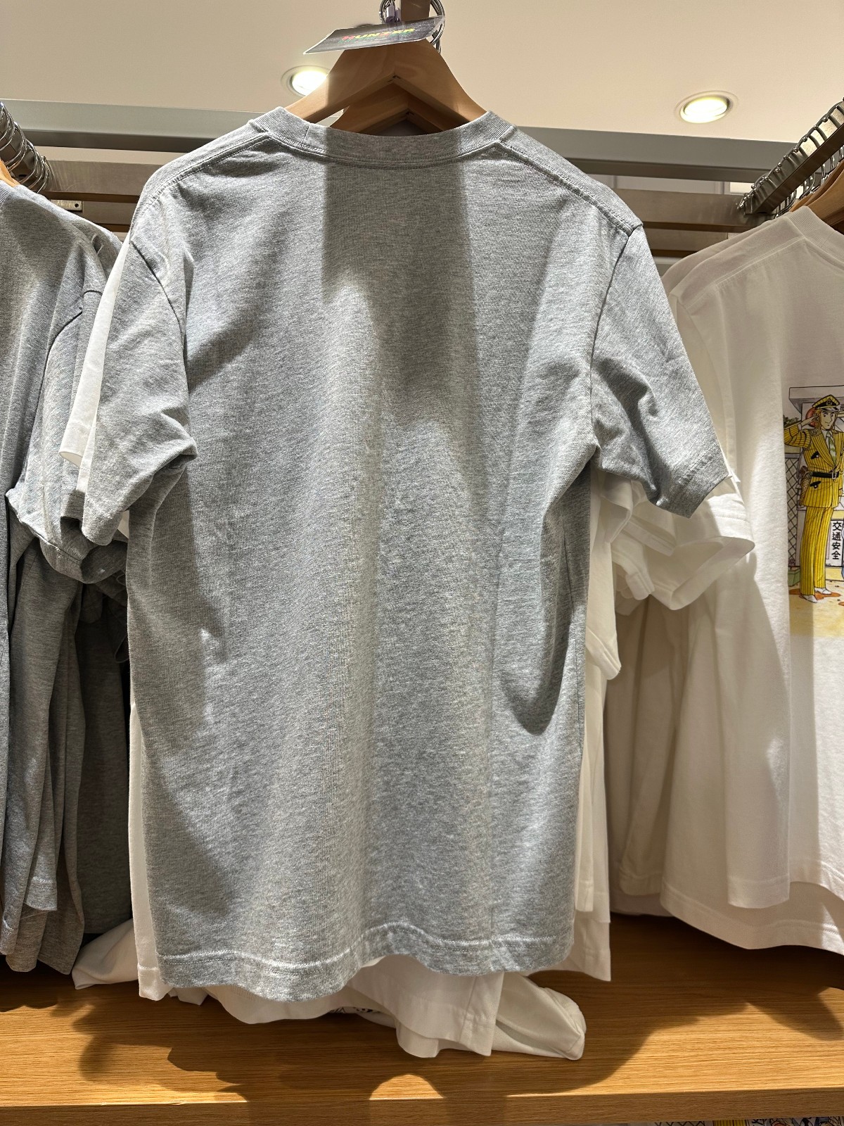 NWT UNIQLO UT MANGA SHUEISHA 100th Hunter x Hunter Gray Graphic Short Sleeve TEE