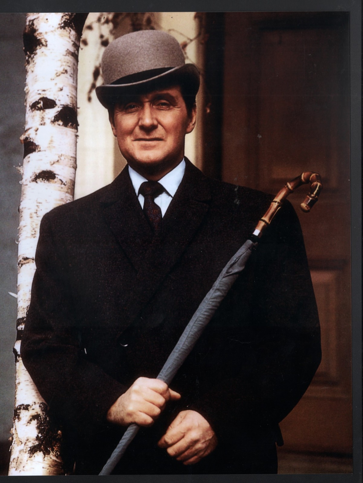 The Avengers Patrick Macnee as John Steed 8×10 Color Photograph