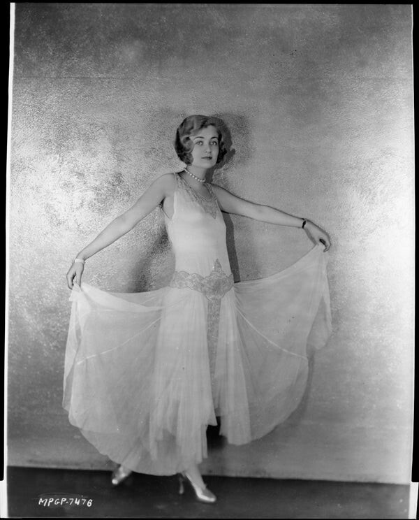 Constance Bennett Breathtaking 1930’s Glamour Photo Vintage 8×10 Studio Negative