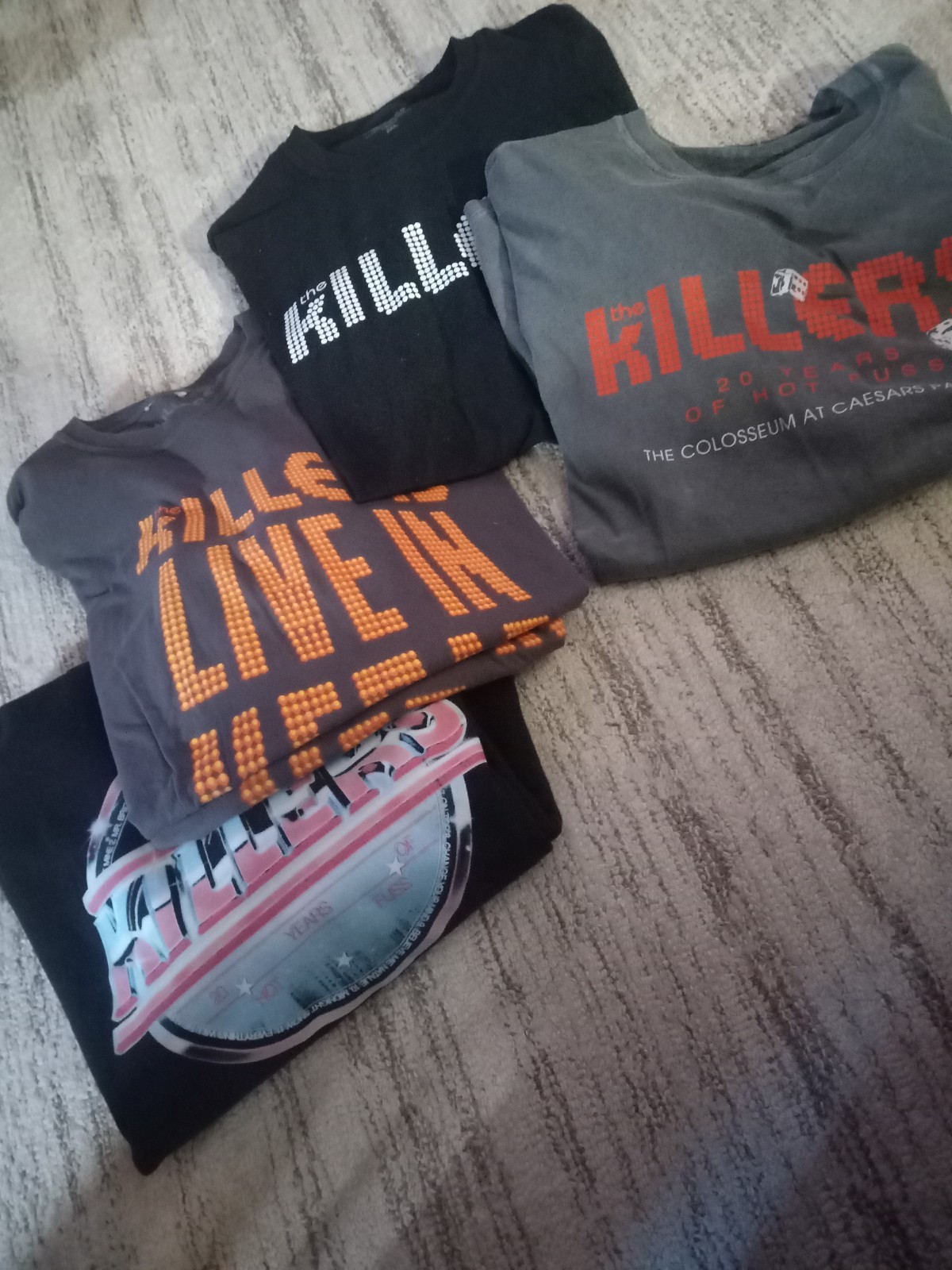 The Killers 1 Long Sleeve SWEATSHIRT @ 4 T Shirts All Worn 2 Or 3 Times