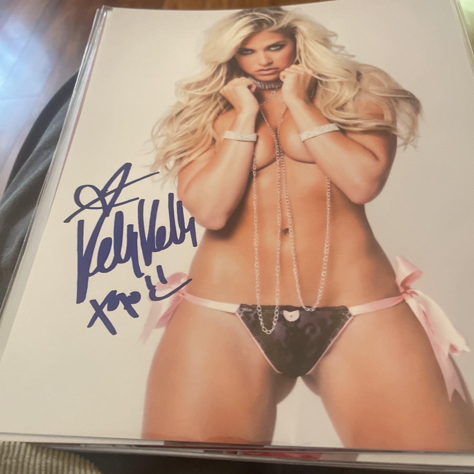 Kelly Kelly ‘WWE’ Barbie Blank Autographed 8×10 photo COA