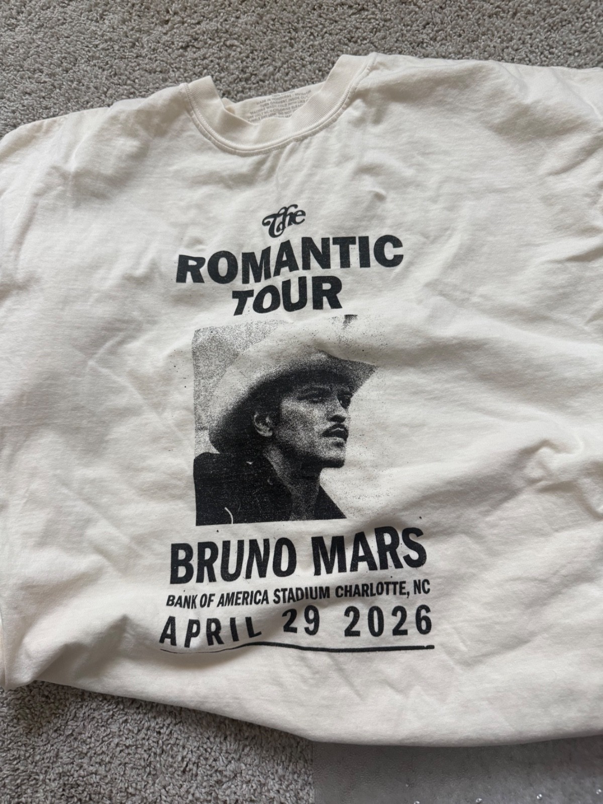 NEW Bruno Mars Romantic Tour Tee One Sided XXL – Charlotte, NC – April 29, 2026
