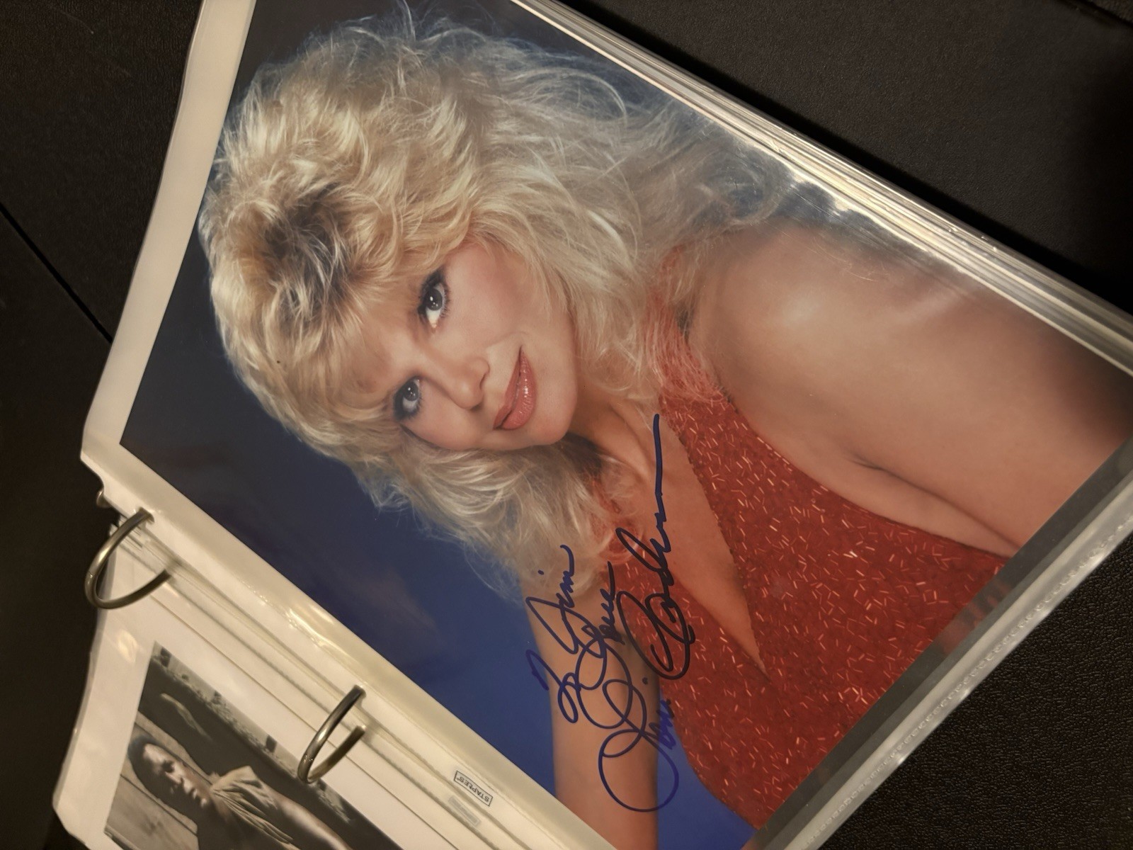 Loni Anderson Signed 8×10 Color Photo – Red Dress Promo