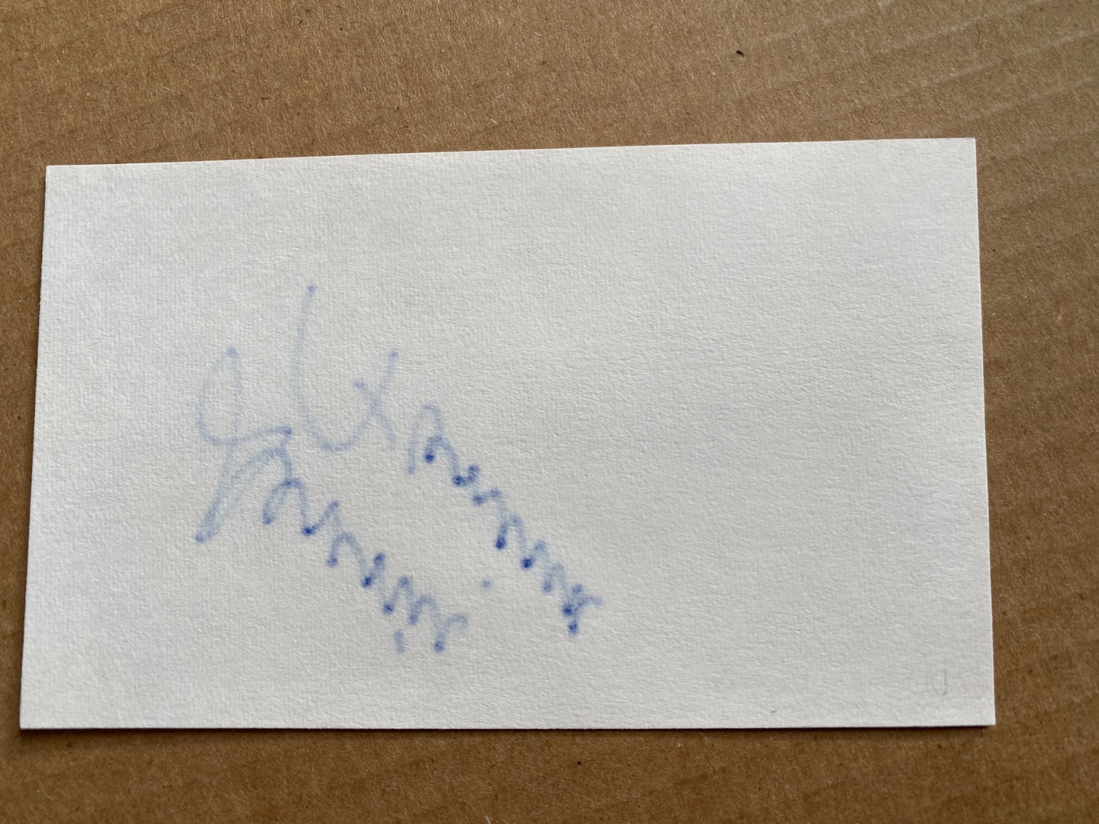 Dennis Farina signed index card actor