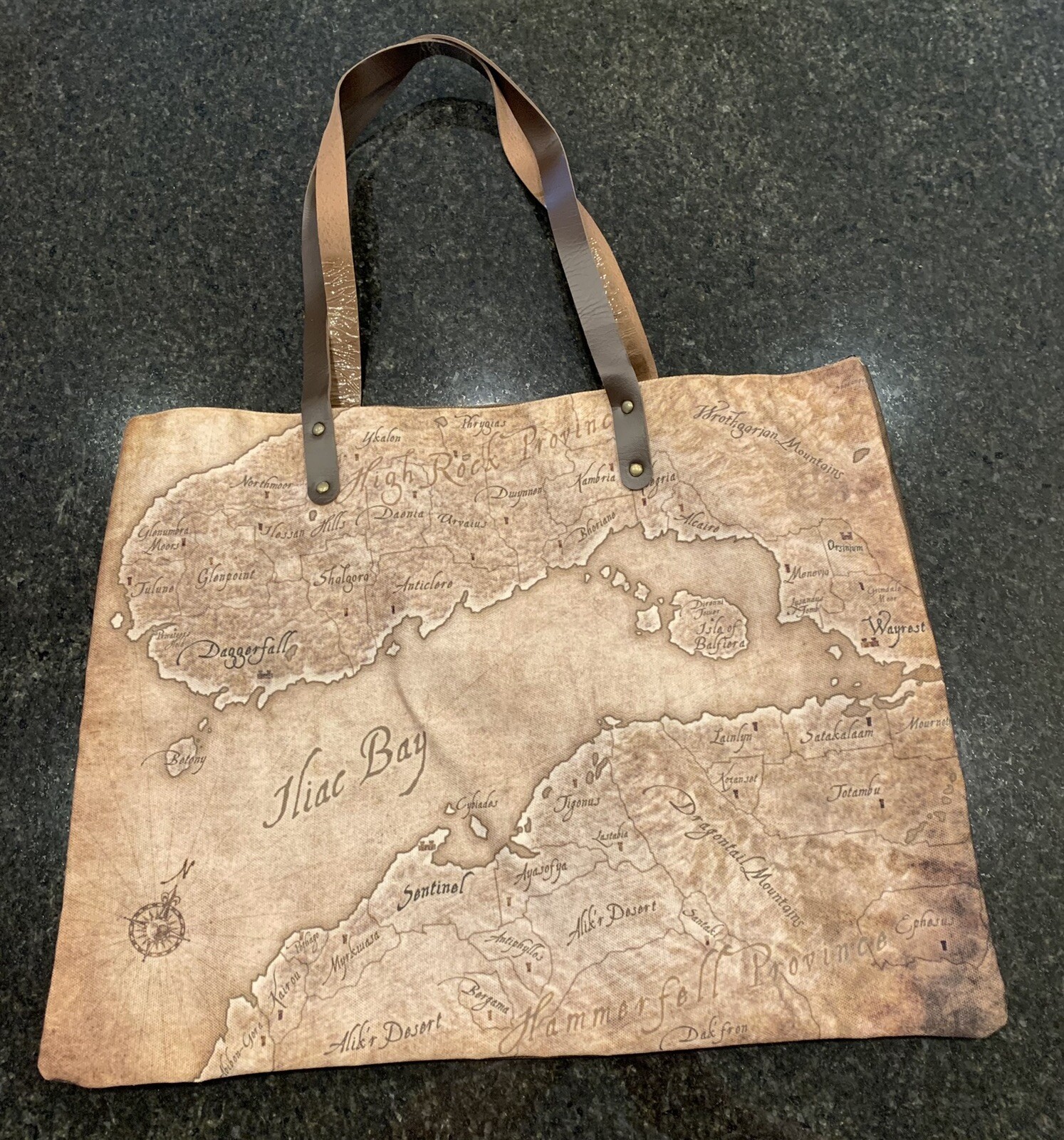 Loot Crate Elder Scrolls Exclusive Map Carry Bag Tote NEW