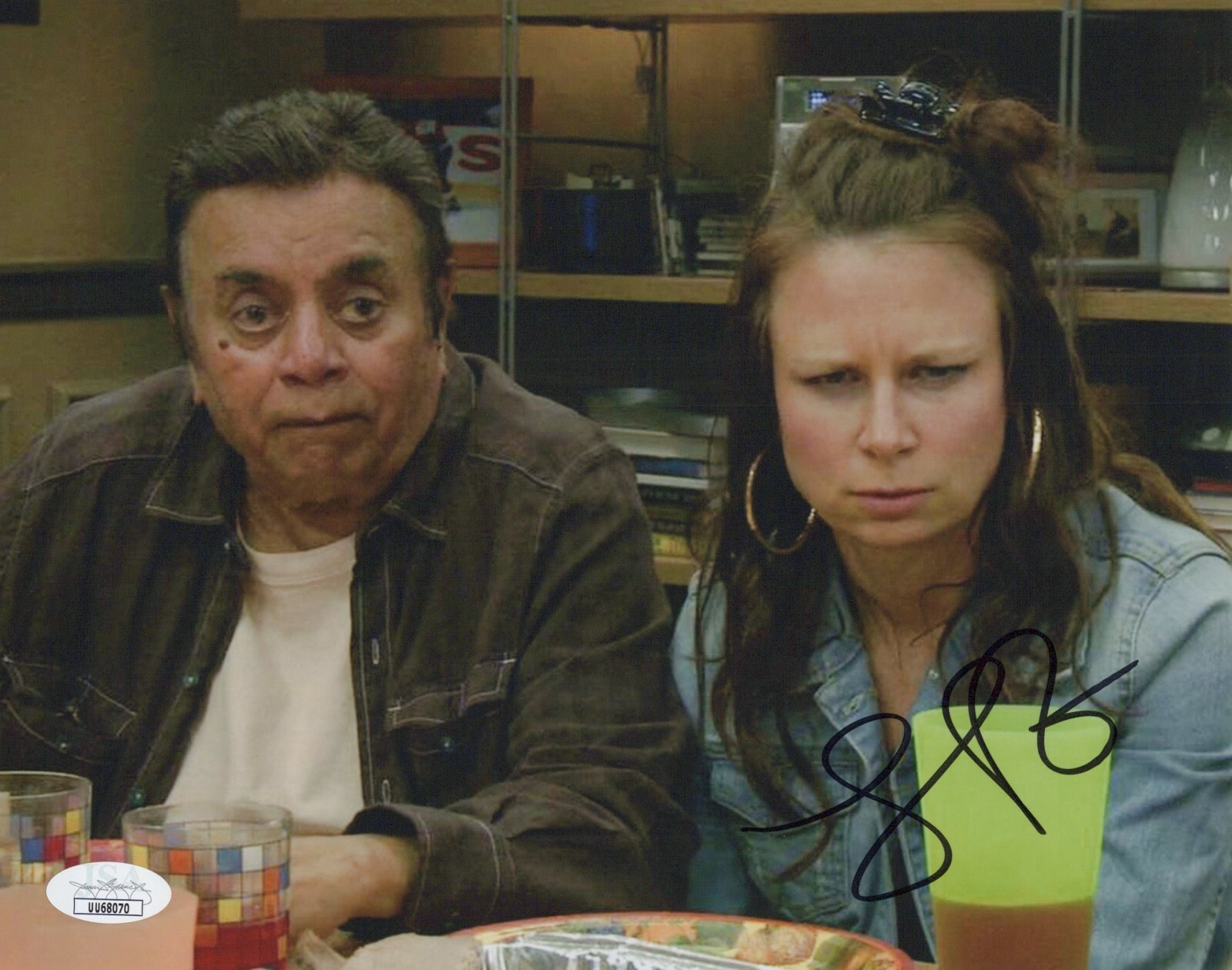 MARY LYNN RAJSKUB Signed 8×10 IT’S ALWAYS SUNNY GAIL THE SNAIL Autograph JSA COA