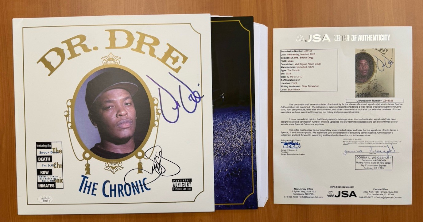 Dr. Dre Snoop Dogg Signed Autographed The Chronic Album Vinyl Record LP JSA LOA