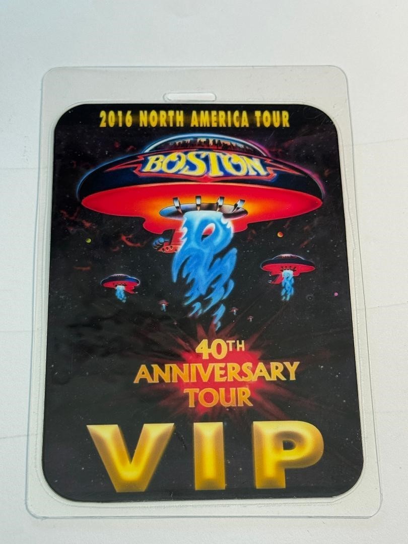 BOSTON 2016 40th Ann N.A. Tour Commemorative Backstage Pass Laminate & Lanyard