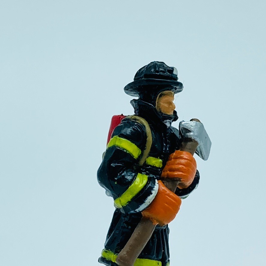 Backdraft Fire Department 5 Fighter Mini Figure Set UNIVERSAL STUDIOS JAPAN 2002