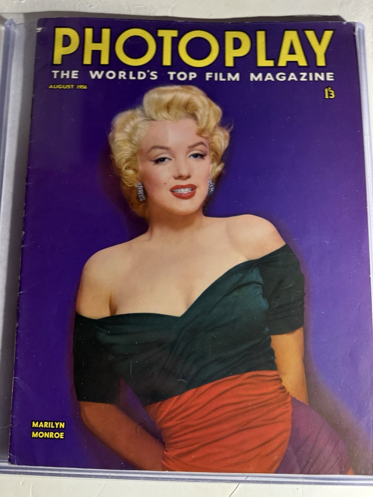 MARILYN MONROE – PHOTOPLAY 8/56 BRITISH COLOR COVER MAGAZINE GREAT PHOTO NICE!!