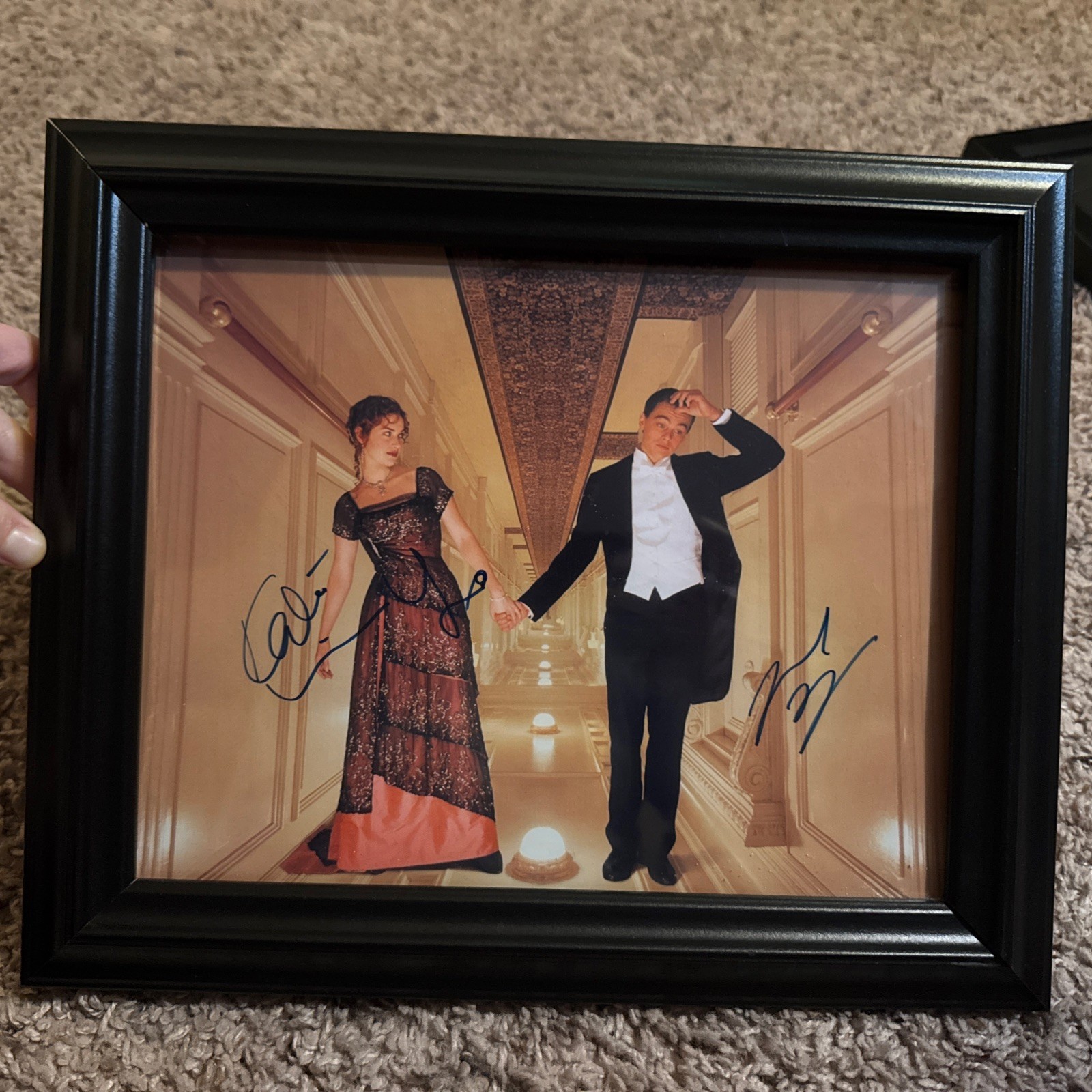Leonardo DiCaprio and Kate Winslet Autographed 8×10 Photo with COA