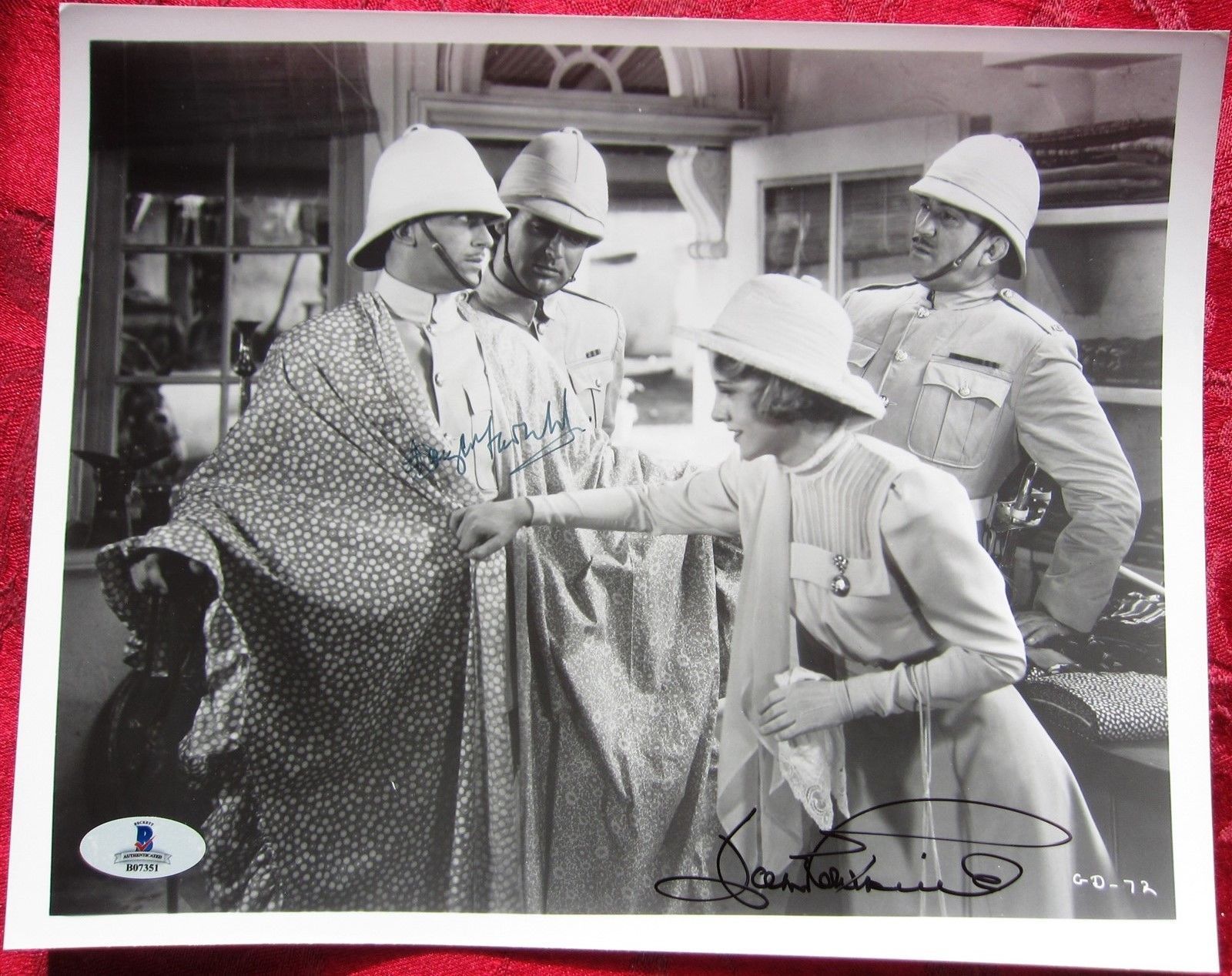 Douglas Fairbanks Jr Joan Fontaine 2x signed 8×10 photo Gunga Din BAS Beckett