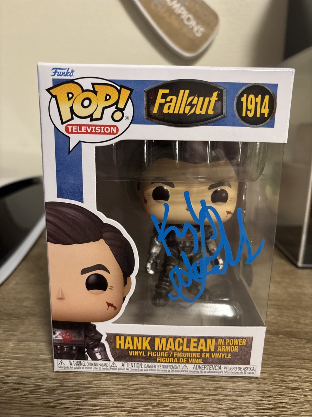 Kyle Machlachlan Signed Hank Maclean Funko Pop #1914 BAS Beckett COA Fallout
