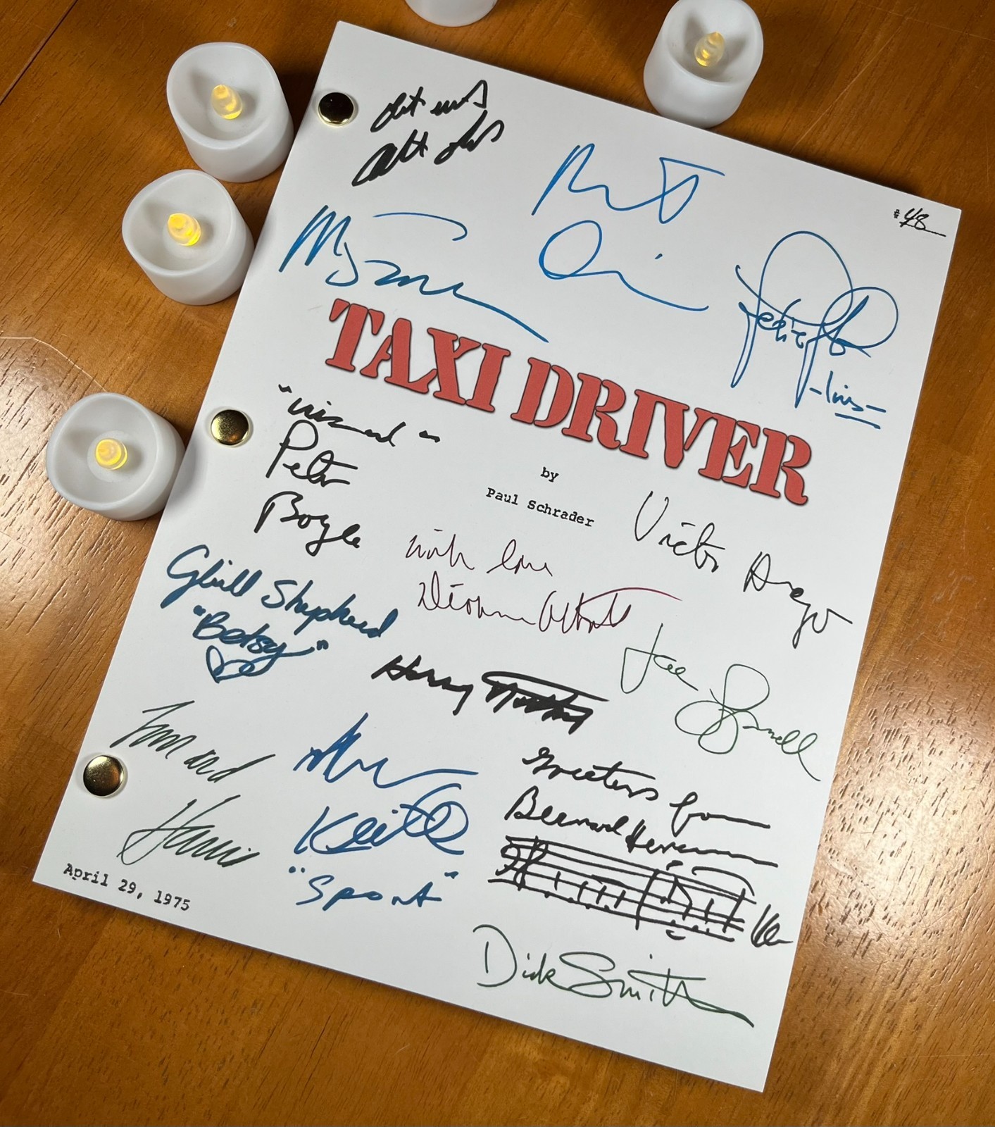 Taxi Driver Script Signed- Autograph Reprints- Robert De Niro- New York- Cover 3