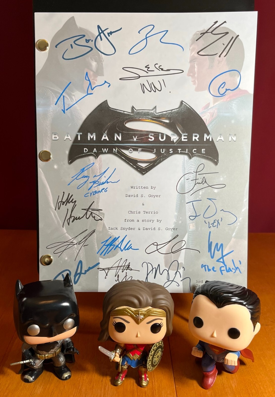 Batman v Superman Script Signed- Autograph Reprints- 151 Pages