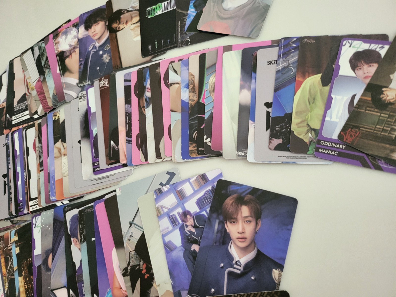 KPoP Idol collectible Stray Kids random cards