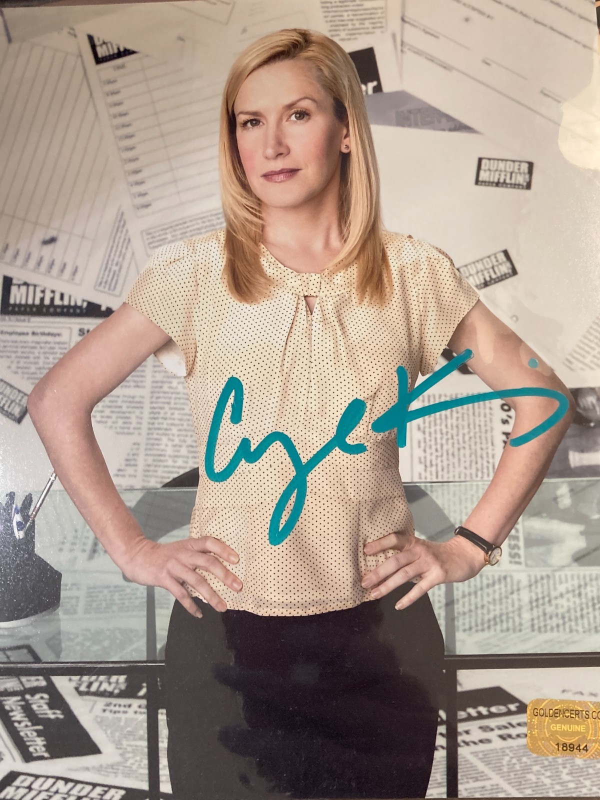 ANGELA KINSEY – The Office’s Angela Martin Signed 8 x 10 Photo with COA