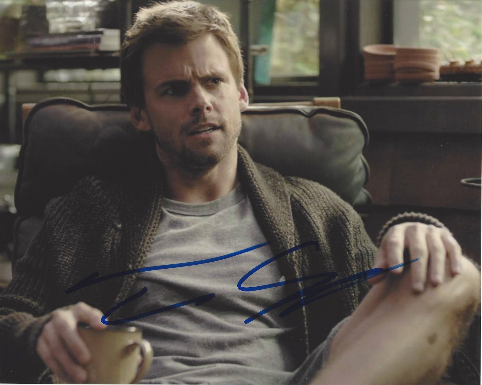 ACTOR TOMMY DEWEY SIGNED CASUAL 8X10 PHOTO A W/COA NOW WE’RE TALKING 17 AGAIN