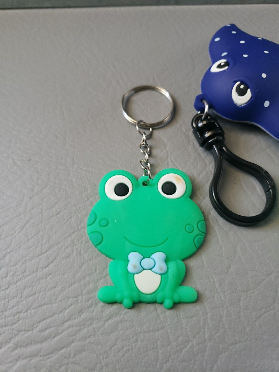 Disney/Pixar Mr Ray M.I.I. mfg Keychain and 2 Frog Keychains Lot of 3 Cute!!!
