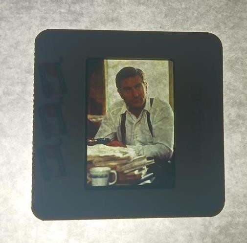 THE AWAKENINGS 1990 PRESS KIT (4) 35MM SLIDES ROBIN WILLIAMS ROBERT DE NIRO