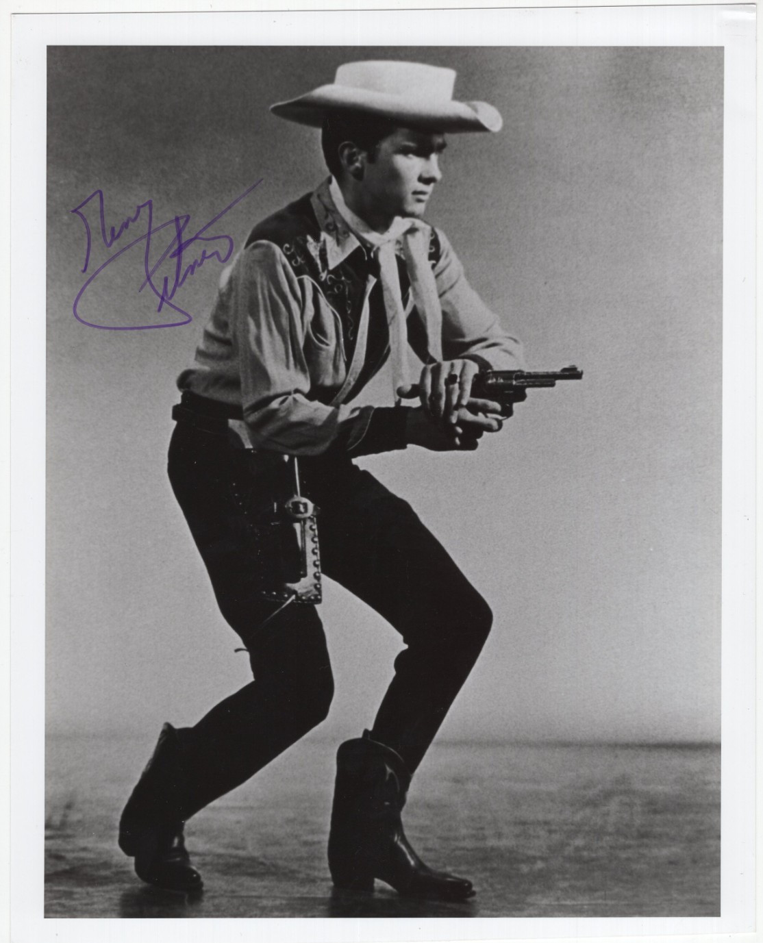 Gene Pitney Signed 8 x 10 Photo / Autographed Singer Rock and Roll Hall of Fame