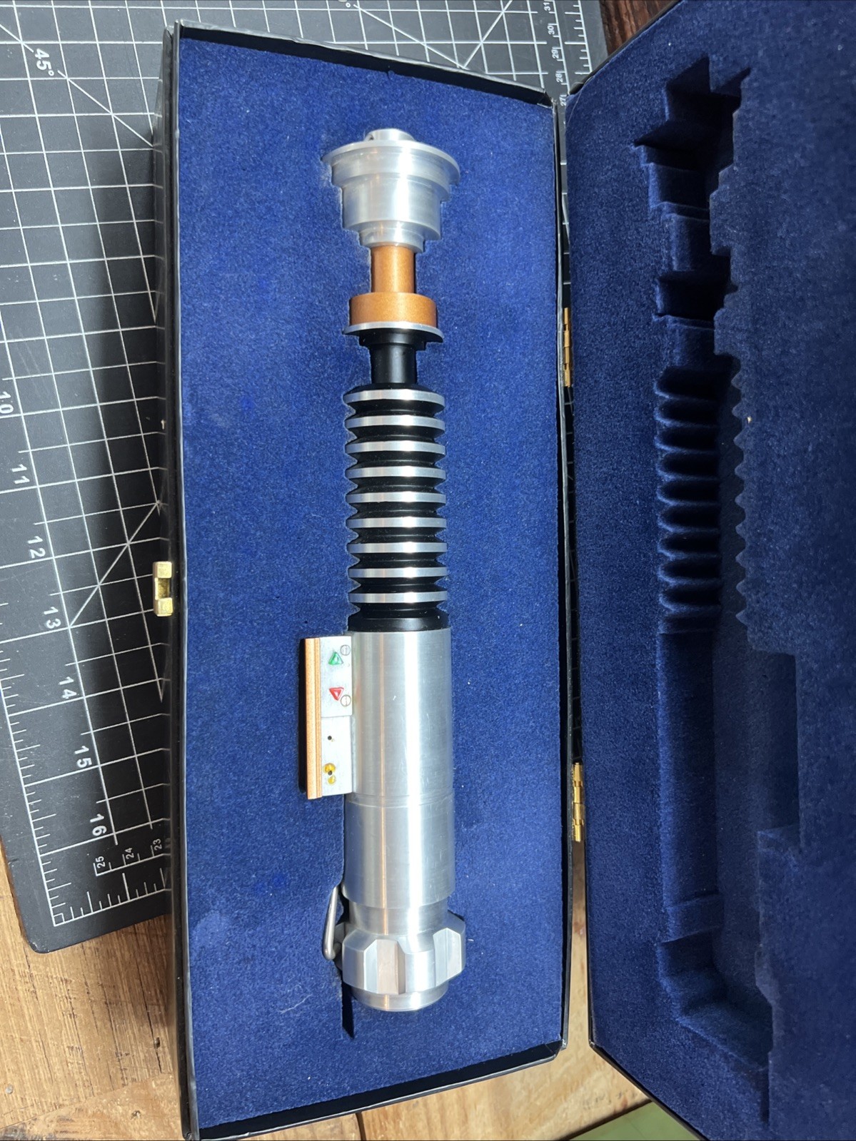 Master Replicas Luke Skywalker Lightsaber Hilt 2002 Return of the Jedi SW-102